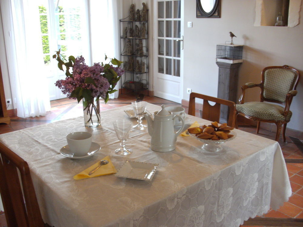 Les Roulottes De La Brauderie Villa Brissarthe Eksteriør billede